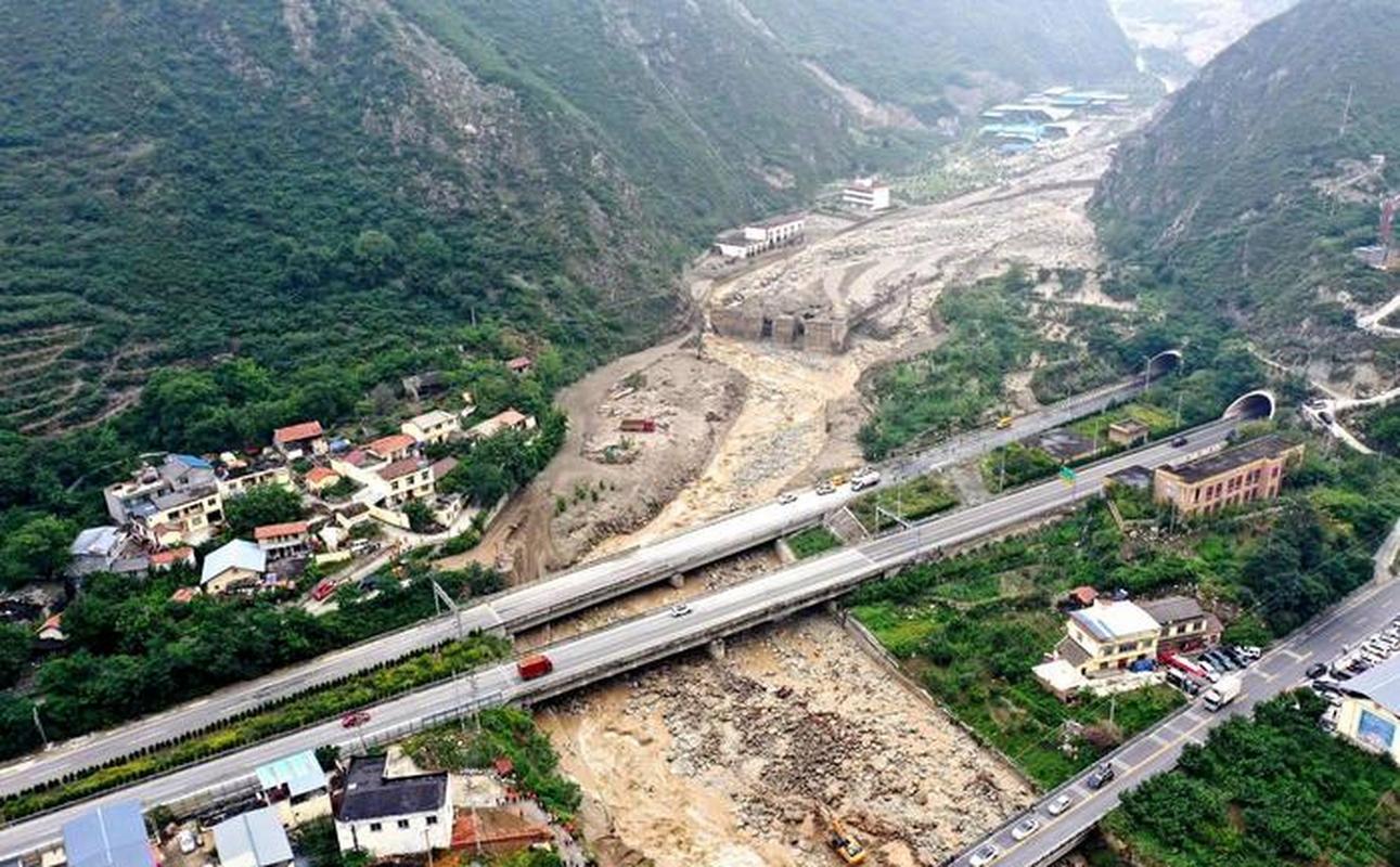 山洪灾害致4人死亡,山洪遇难现场