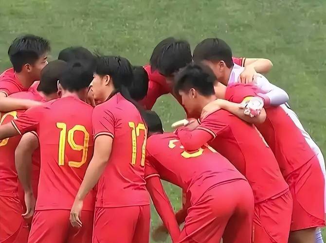 新奥最精免费大全管家婆和潘粤明深夜怒怼国足与潘粤明足球